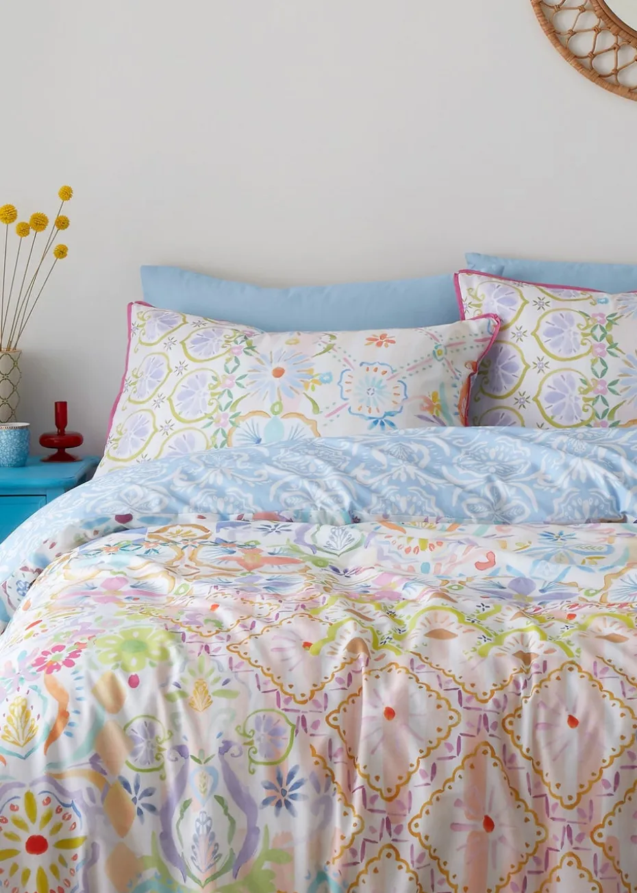Appletree Style Casablanca Reversible White Duvet Cover Set