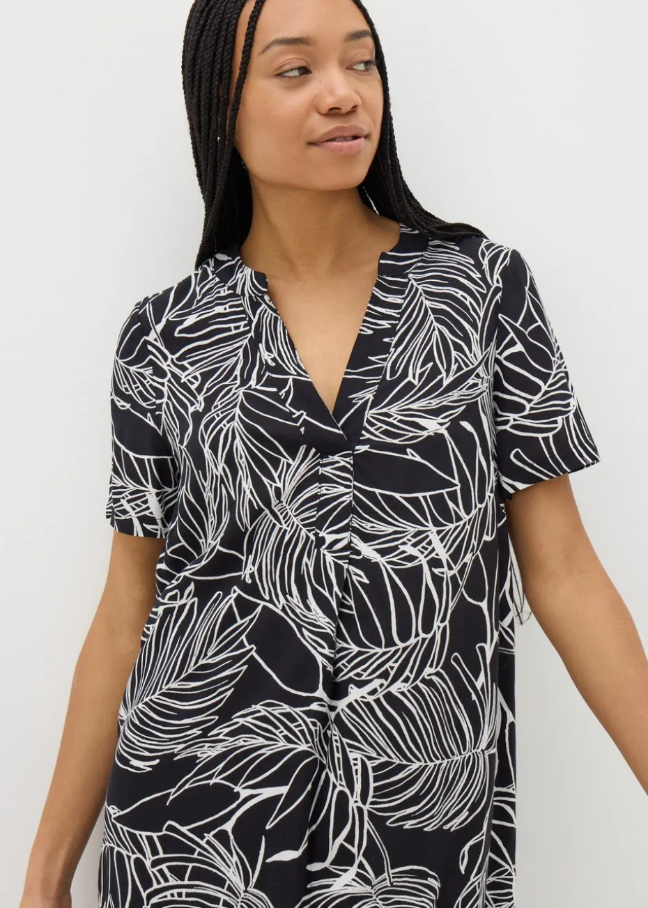 Black Leaf Popover Tunic
