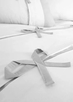 Catherine Lansfield Milo Bow Duvet Cover