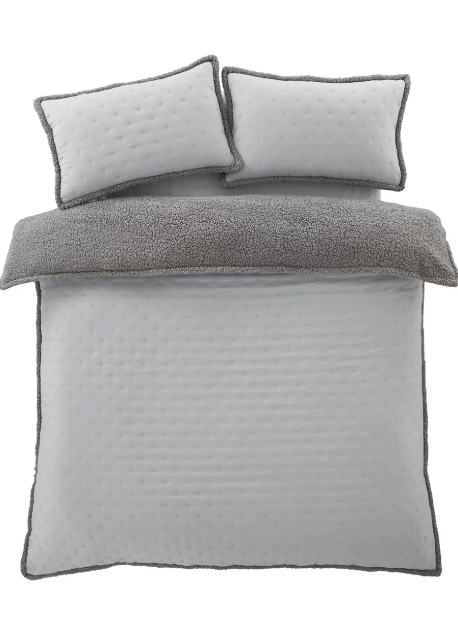 Catherine Lansfield Nori Silver Pinsonic Faux-Shearling Duvet Cover Set