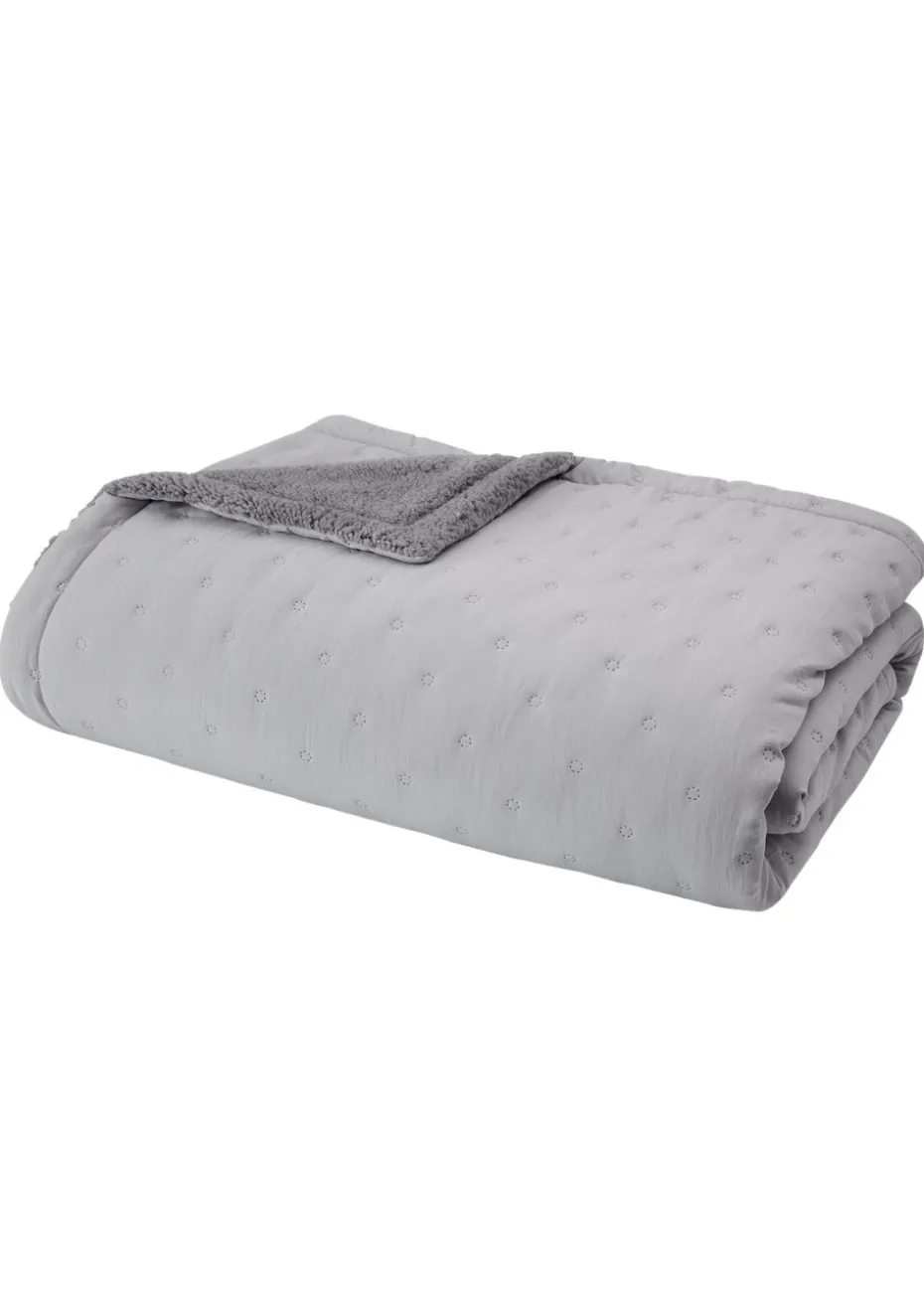 Catherine Lansfield Nori Silver Pinsonic Faux-Shearling Bedspread (220x230cm)