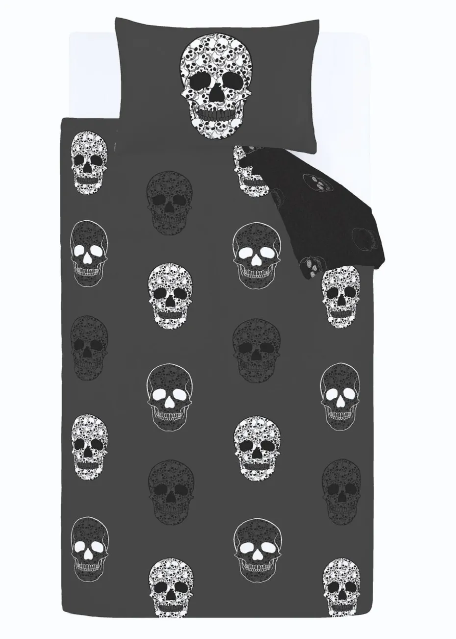 Catherine Lansfield Skulls Reversible Duvet Cover Set