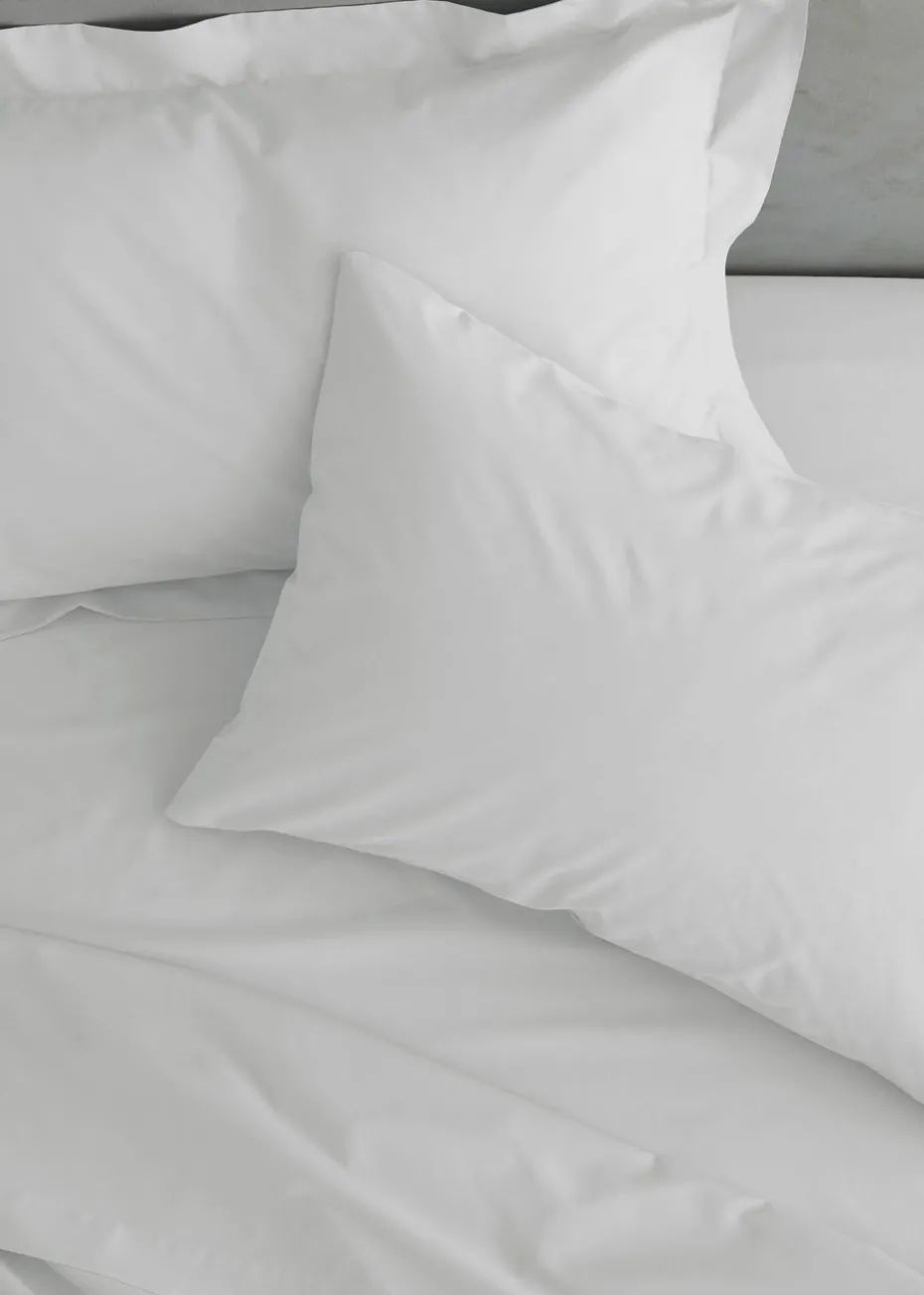 Catherine Lansfield White Easy Iron Percale Combed Fitted Valance Sheet