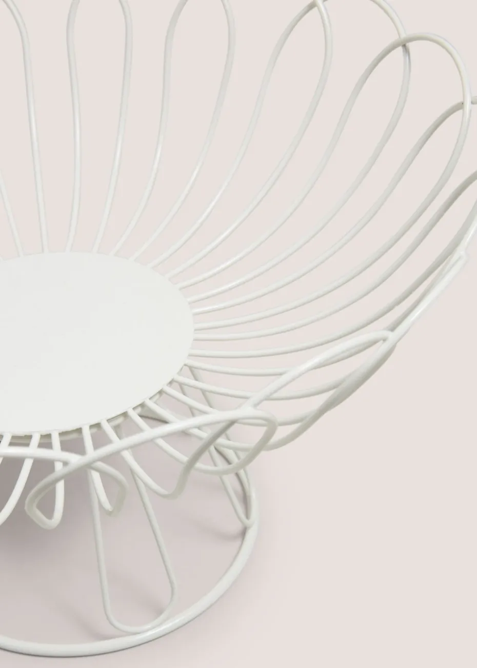 Cream Scalloped Wire Bowl