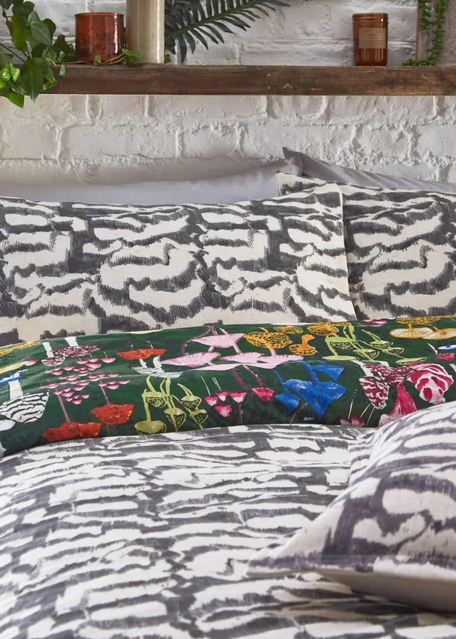 furn. Amanita Abstract Mushroom Duvet Cover Set