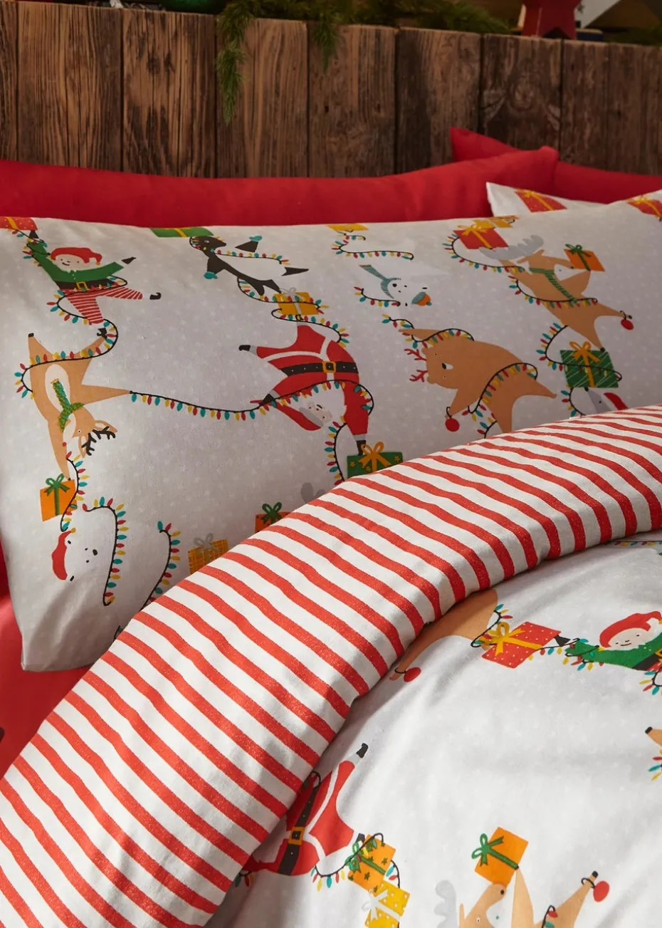 furn. Santas Workshop Christmas Duvet Cover Set