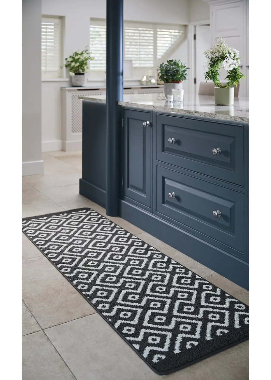 Geometric Muddle Mat (75cm x 50cm)