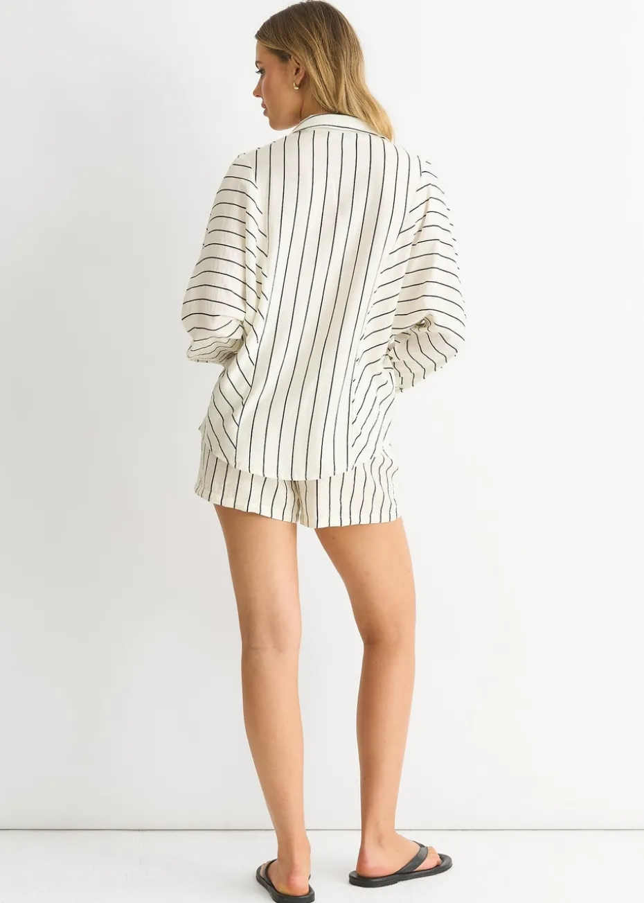 Gini London Cream Stripe Viscose Elasticated Waist Shorts