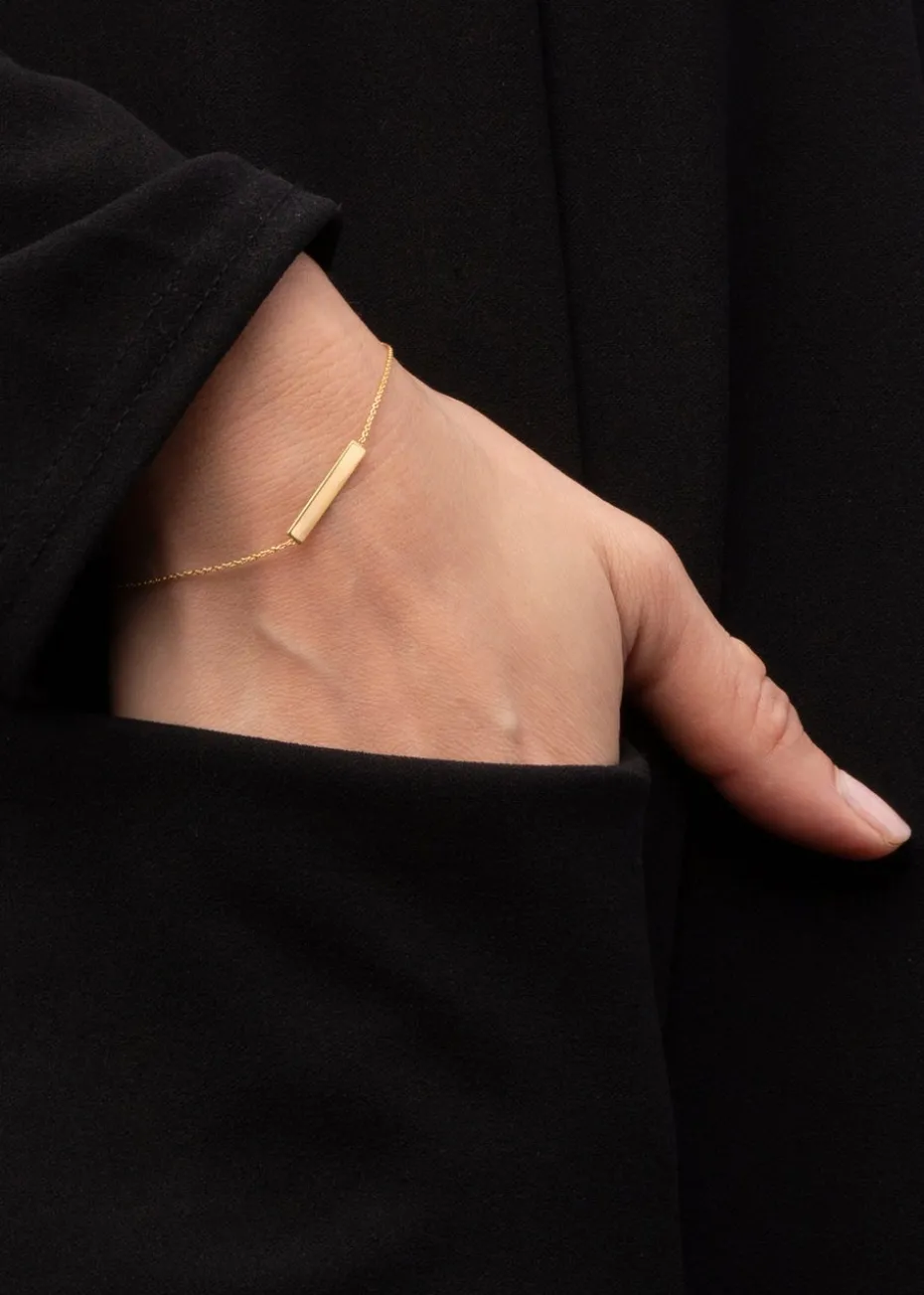Golden Moments 9ct Yellow Gold 3mm x 20mm HorizontalBar Adjustable Bracelet
