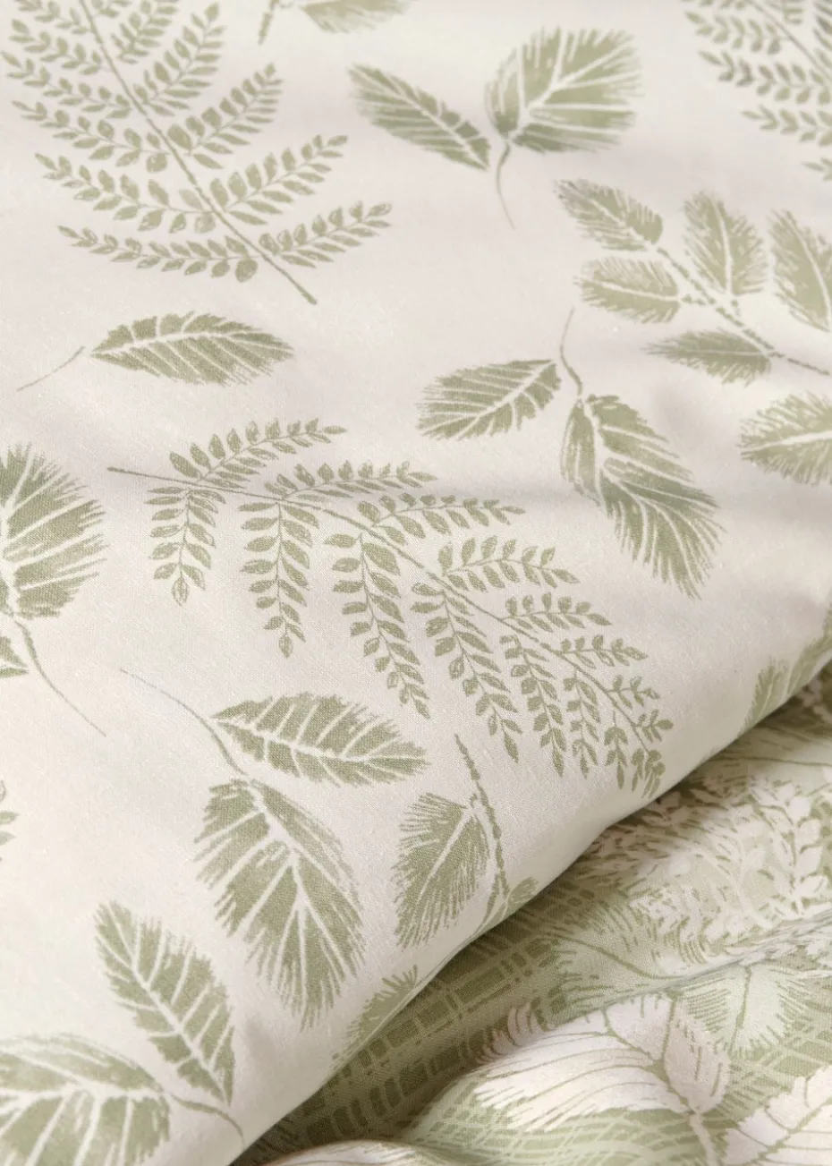 Green Sketch Leaf Design Duvet Set