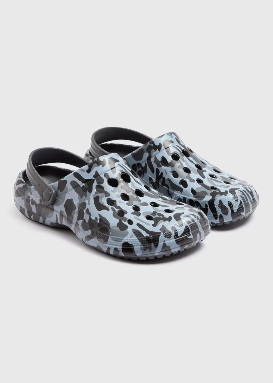 Grey Printed Camo Cloggs