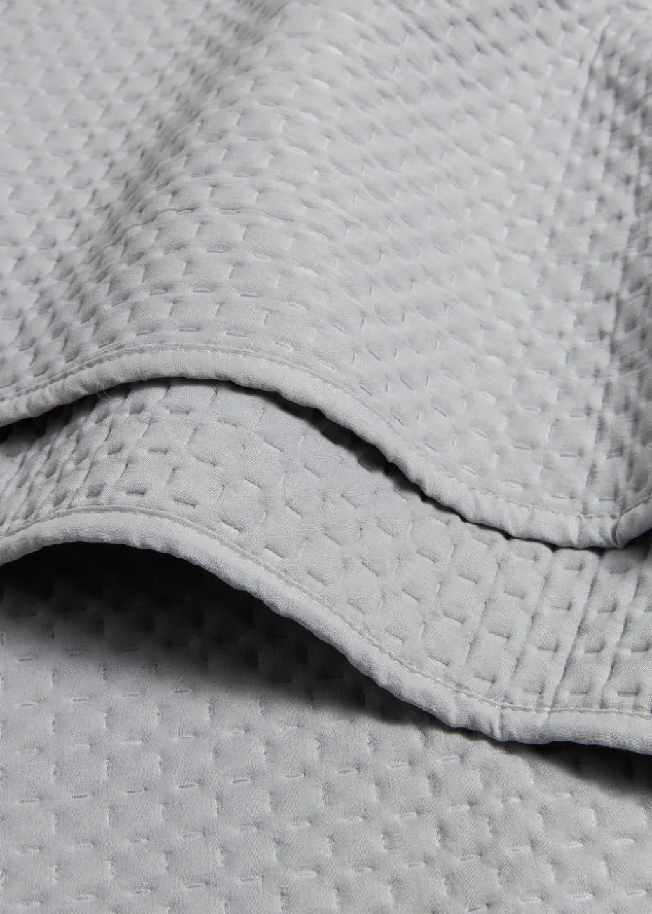 Grey Washed Pinsonic Bedspread (235cm x 235cm)