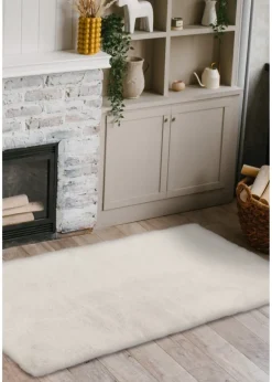 Homemaker  Opal Luxury Fur Oblong Rugs
