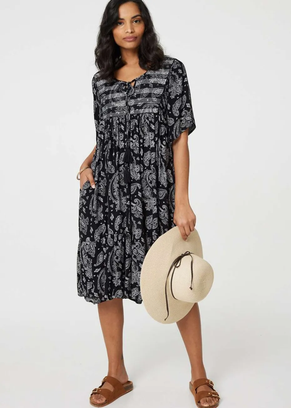 Izabel London Black/White Paisley Print Keyhole Neck Relaxed Dress