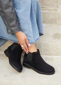 Linzi Fauna Wide Fit Black Faux Suede Classic Chelsea Boot