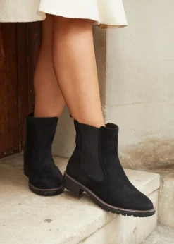 Linzi Holland Wide Fit Black Faux Suede Classic Chelsea Boot