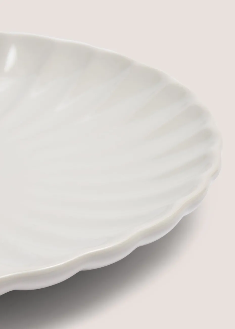 Natural Scalloped Dinner Plate