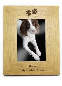 Personalised Memento Company Wood Oak Finish 6x4 Paw Prints Photo Frame