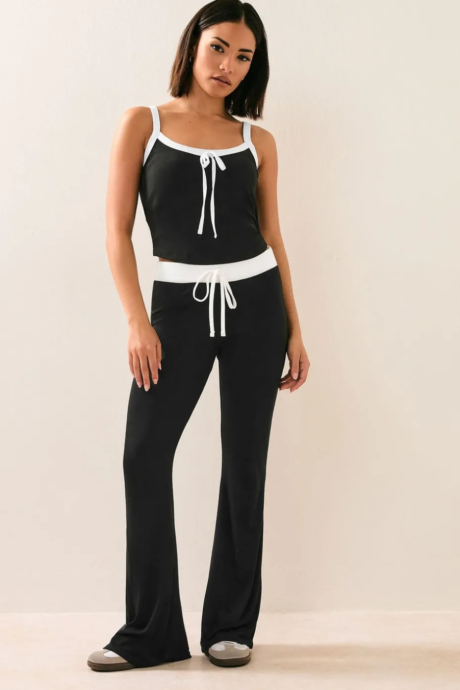 Pixiegirl Petite Black Contrast Waist Flared Trousers