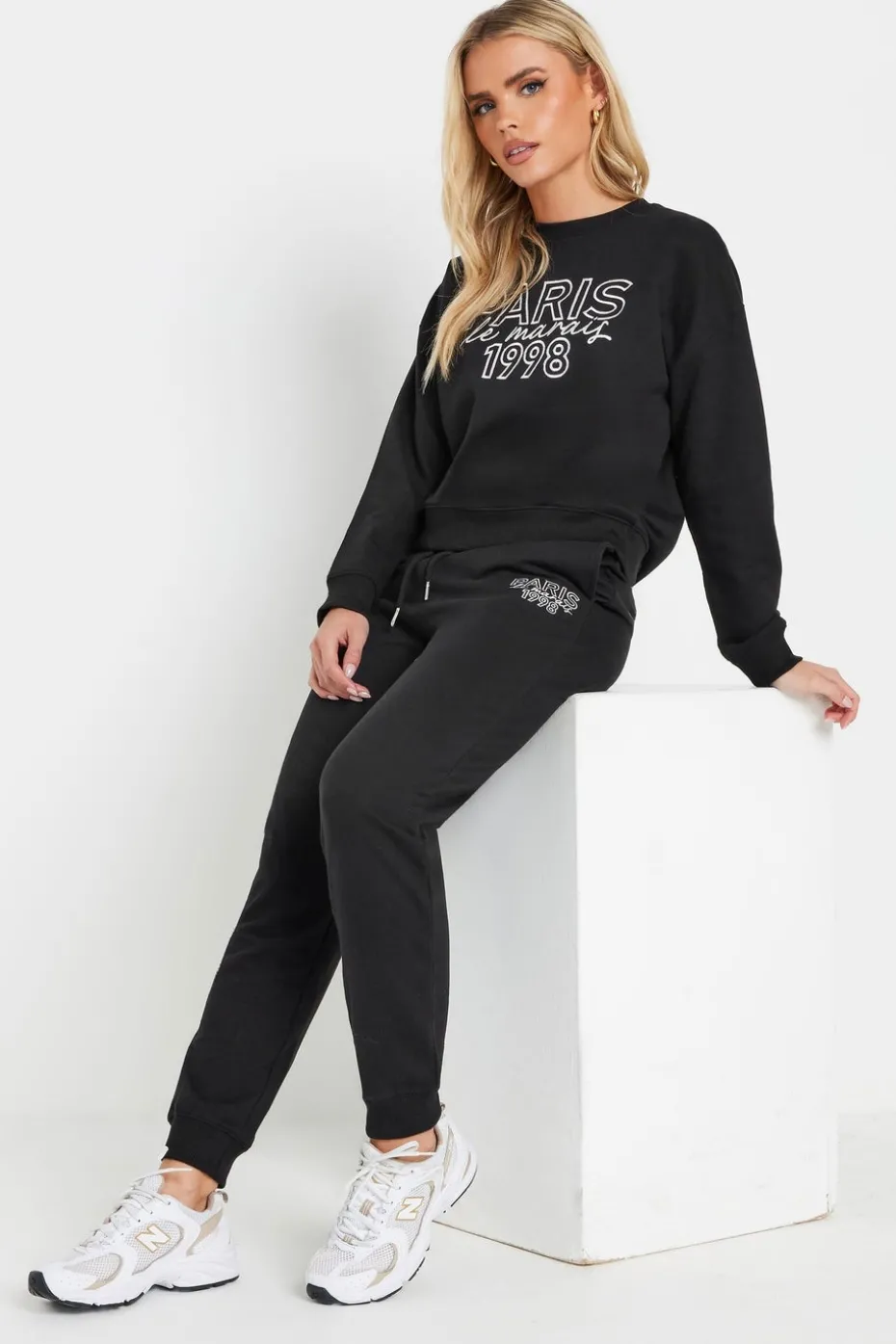 Pixiegirl Petite Black Jersey 'Paris' Slogan Cuffed Joggers