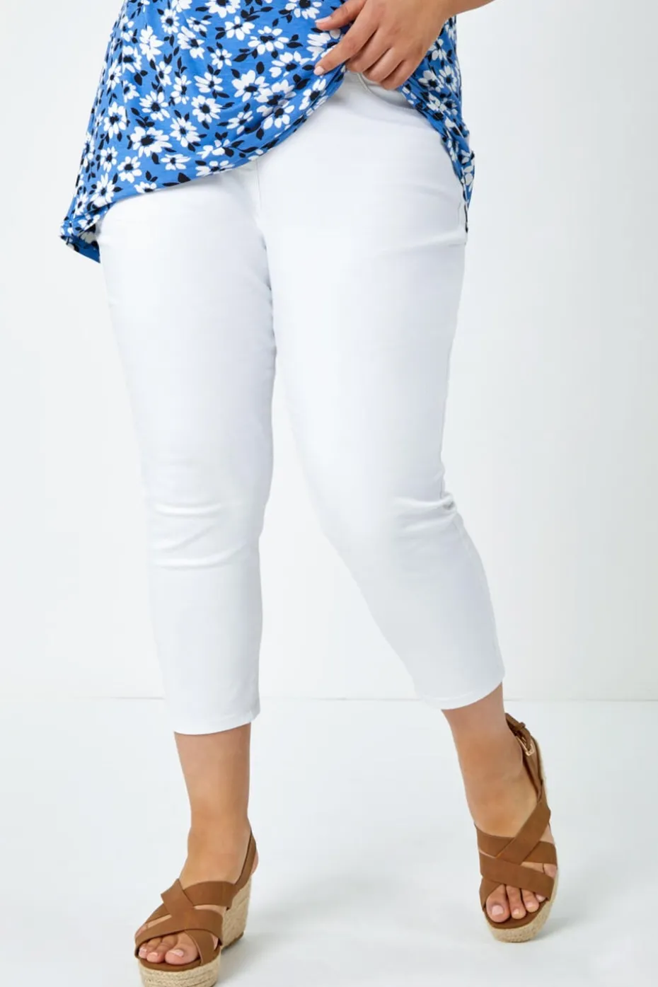 Roman White Curve Elastic Waist Cropped Denim Jeggings