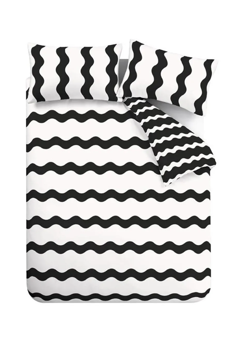 Sassy B Waves Reversible Duvet Cover Set