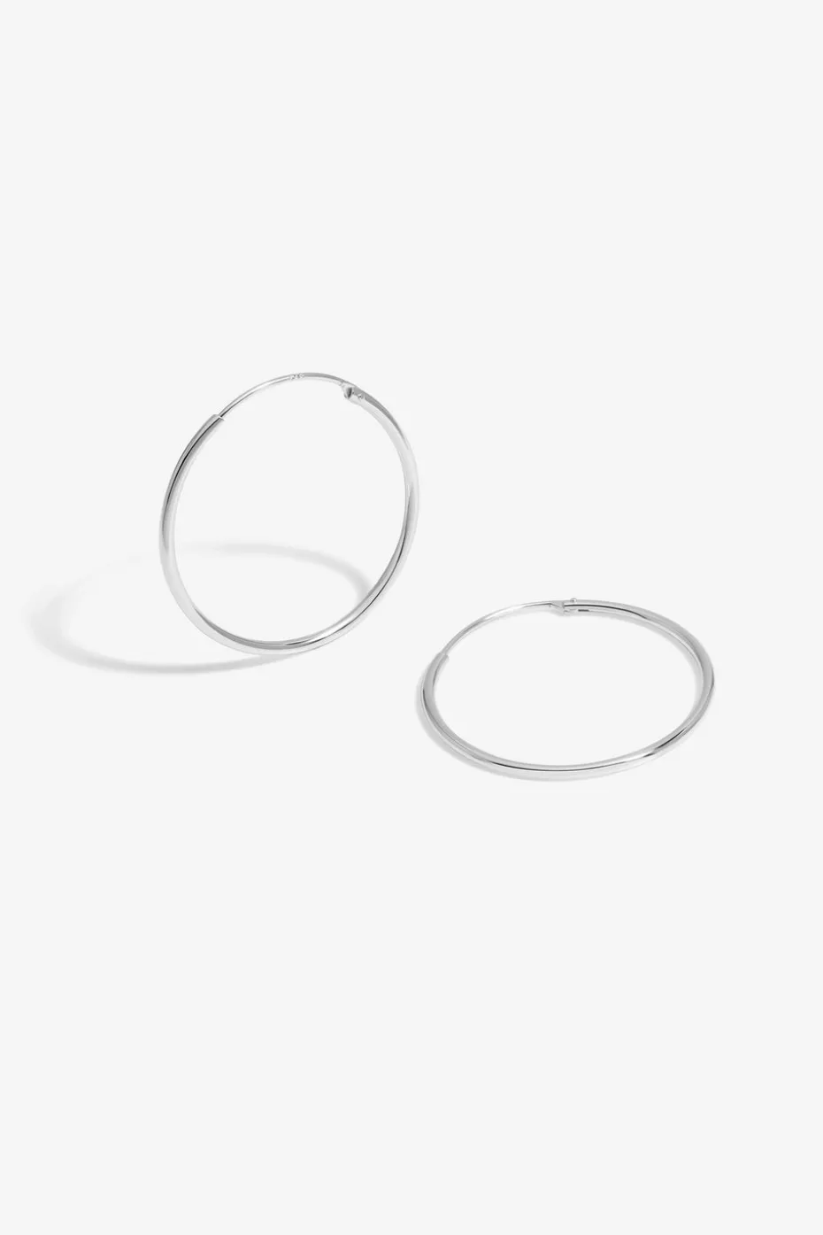 Simply Silver Sterling Silver 925 Polished Medium Sleeper Hoop Earrings