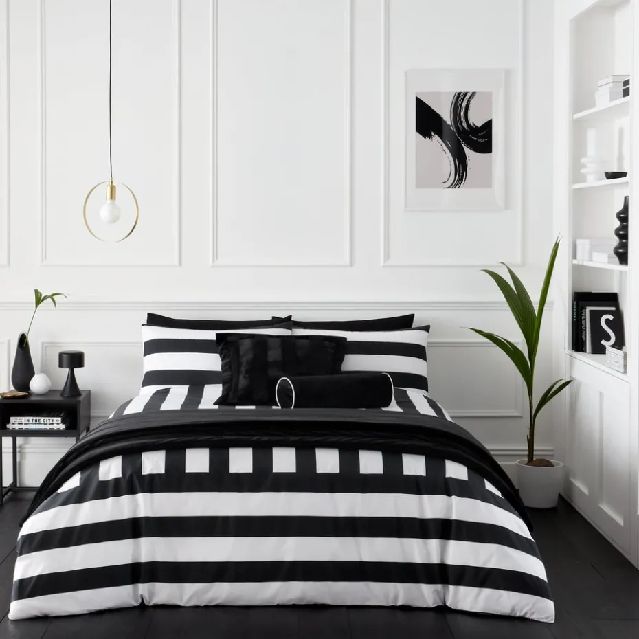 Style Sisters Bold Stripe Duvet Cover Set