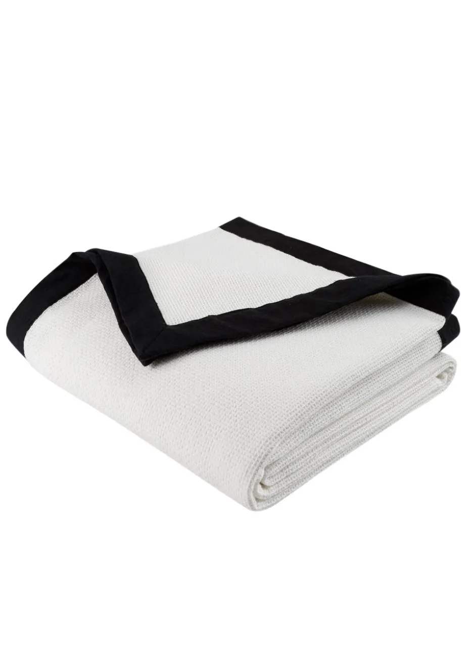Style Sisters Monochrome Waffle Cotton Throw (150x220cm)