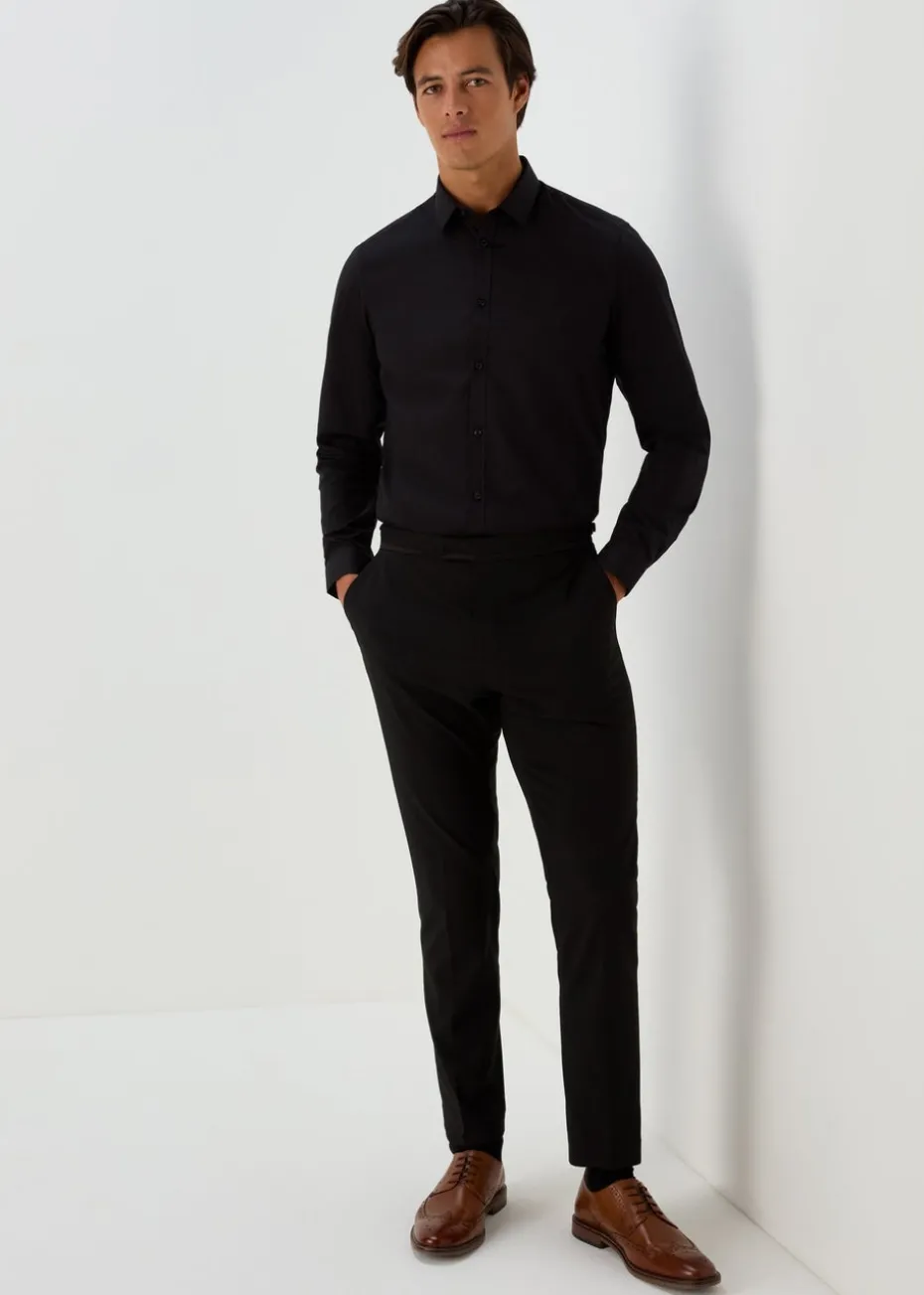 Taylor & Wright Black Easy Care Slim Fit Shirt