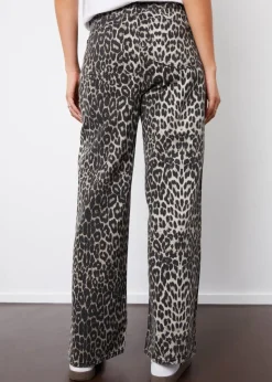 Threadbare Brown Petite Soleil Leopard Print Wide Leg Denim Jeans