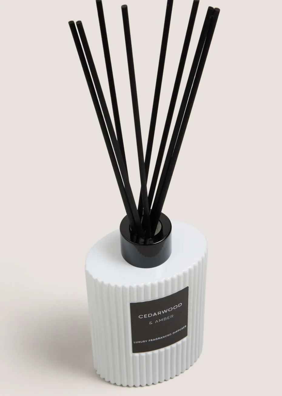 White Cedarwood & Amber Elegance Candle