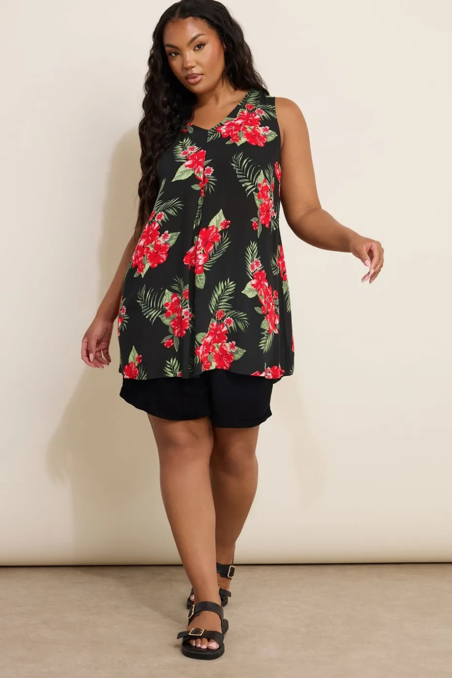 Yours Curve Black Floral Print Pleat Front Vest Top