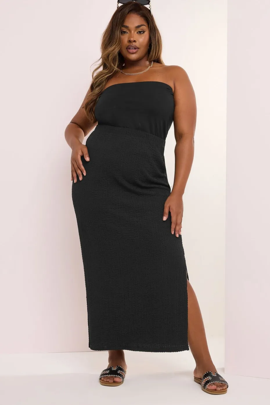 Yours Curve Black Textured Side Split Maxi Skirt