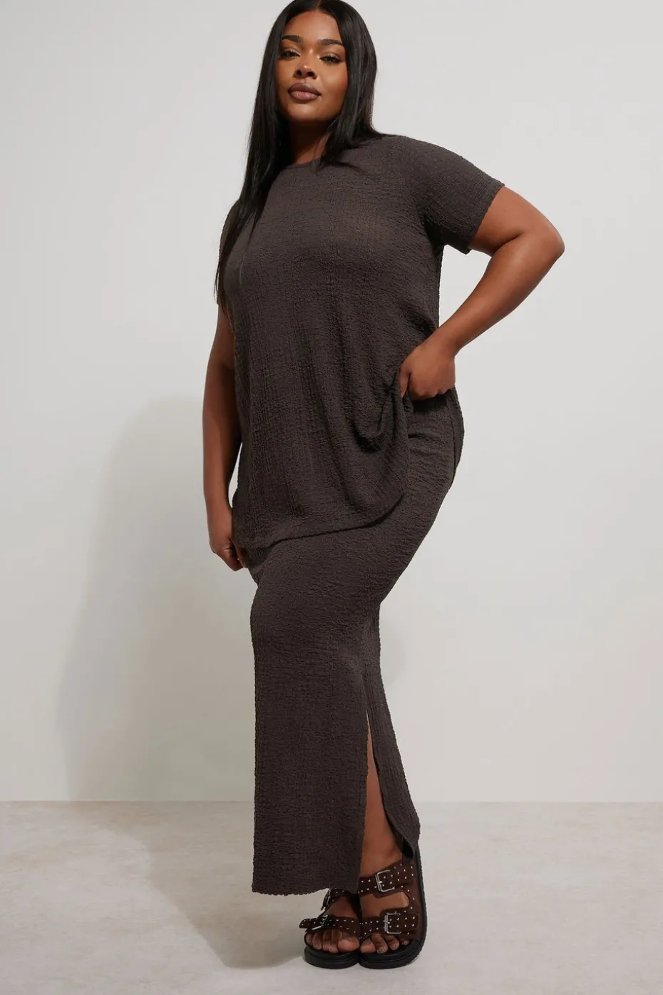 Yours Curve Chocolate Brown Textured Side Split Maxi Skirt