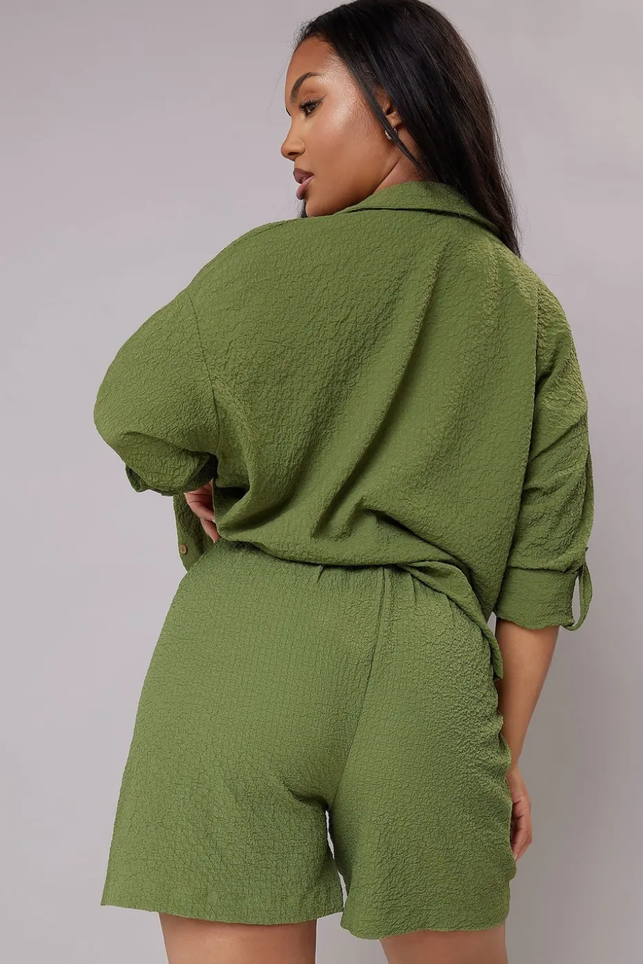 Yours Curve Khaki Green Textured Pull On Shorts